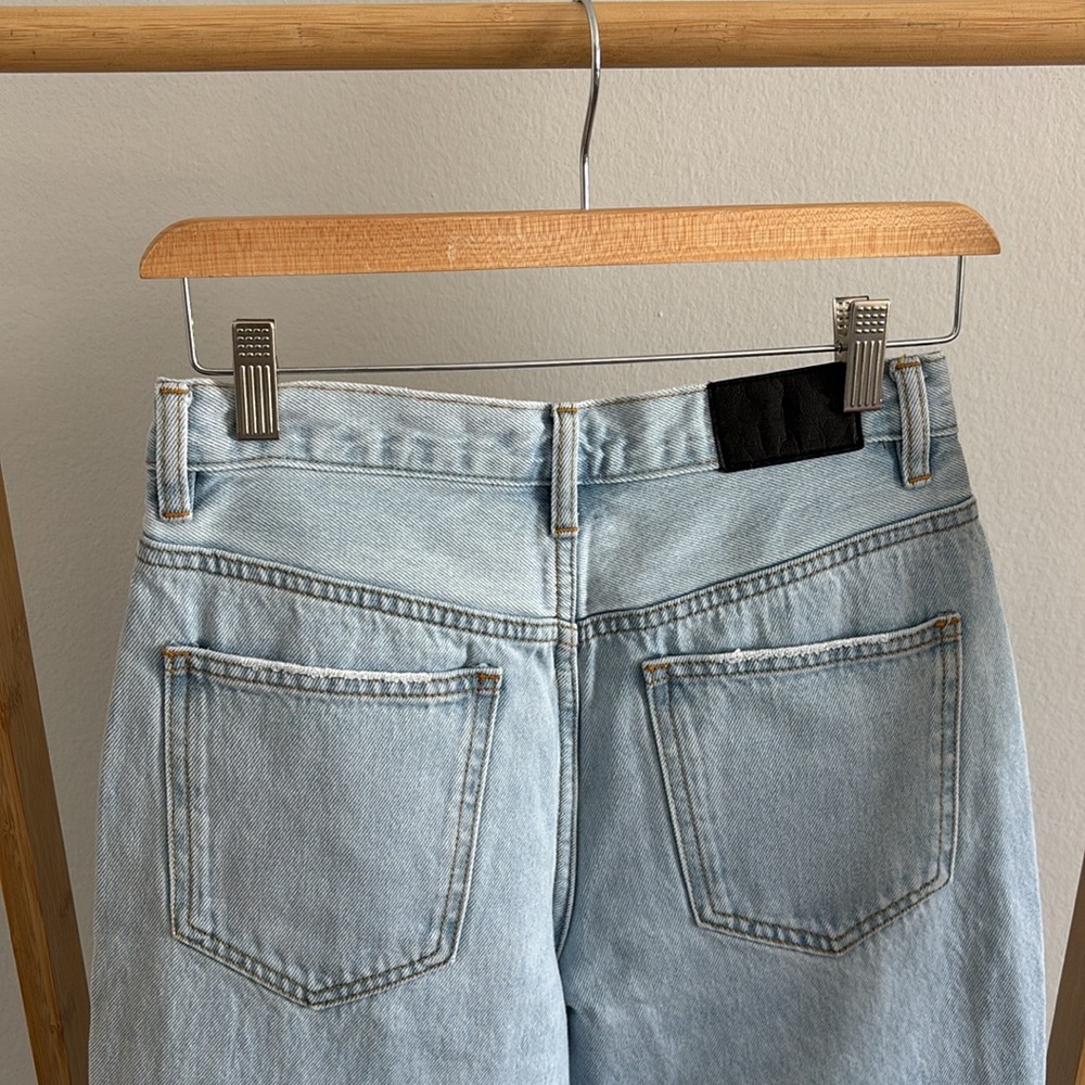 Glassons Gathered Front Light Wash Jeans - Picture 8 of 9